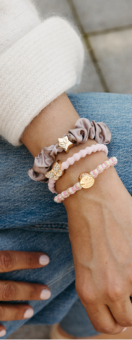 SCRUNCHIE, GOLD HEART SILK MOCHA- hårsnodd